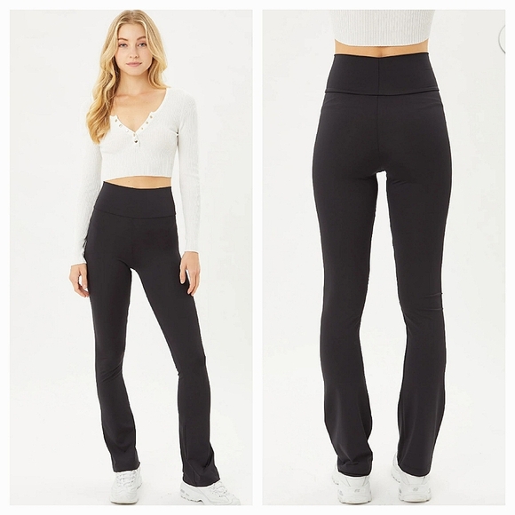LOVE TREE Black High Waist Seamless Flare Leggings Sz S NWT - Picture 1 of 14